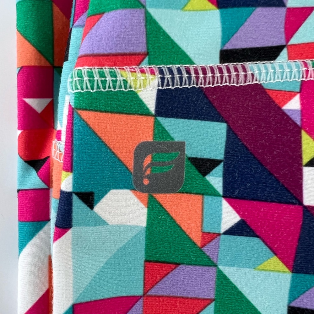 Geometric Patterned Fabletic Capris - Picture 8 of 8